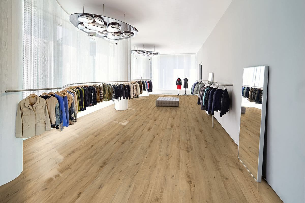 butikklokale med Aspecta Isocore Excellence klikkvinyl